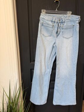 Light Blue Women's High-Rise Straight Jeans size 16